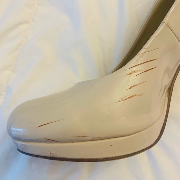 Beige Pumps - Picture 3 of 4